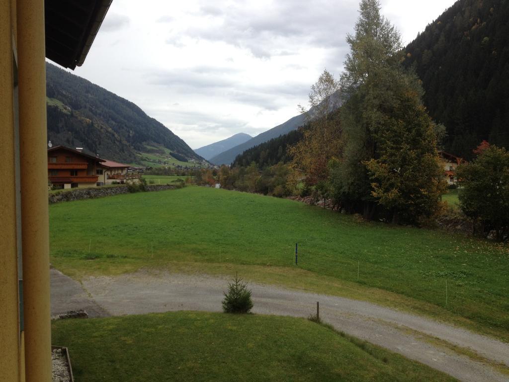 Zum Fuhrmann Apartment Neustift im Stubaital Bilik gambar